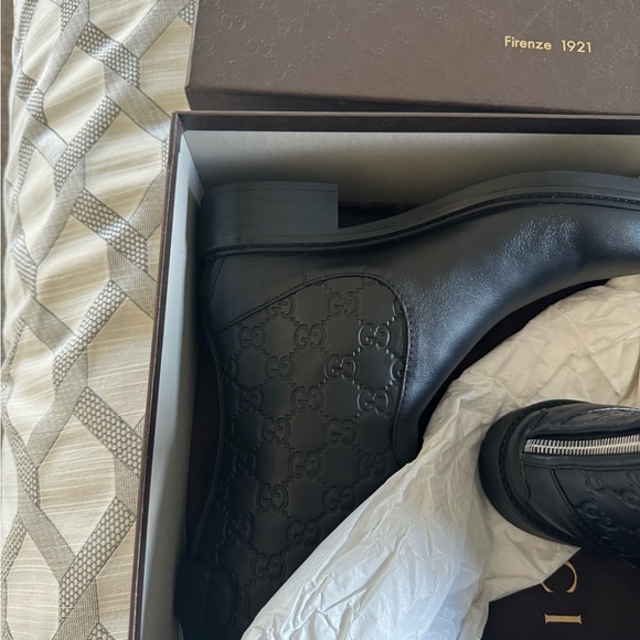 ❌SOLD❌Gucci Desinger - Picture 5 of 6